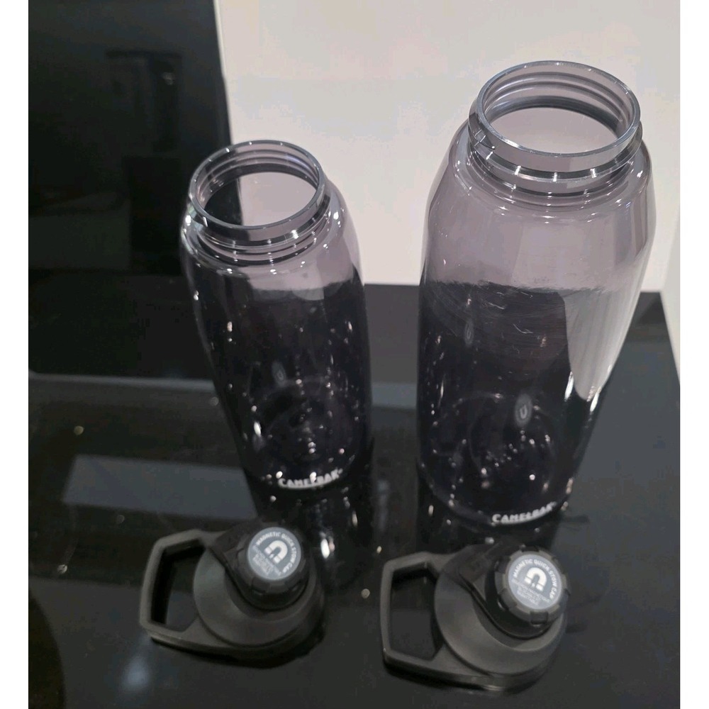 2pc CamelBak Magnetic Cap Chute Water Bottle Clear BLK 32oz/1L &  48oz/ 1.5L‎ - Picture 10 of 11